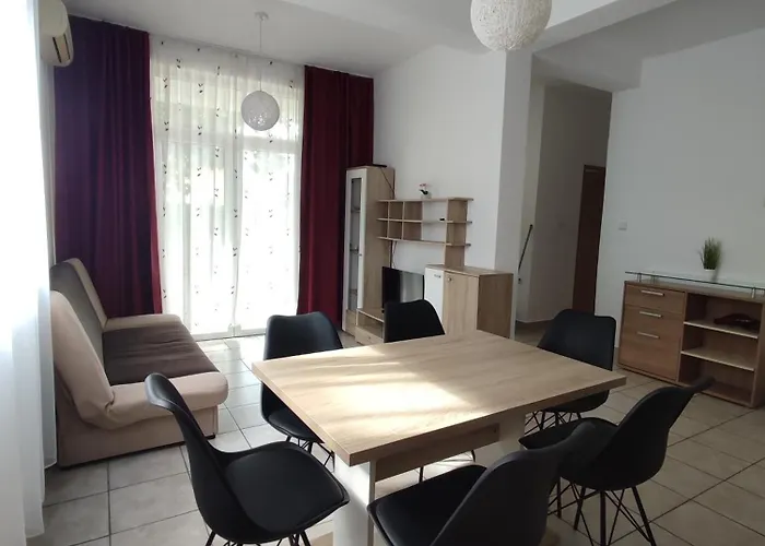 Ravkin アパート *